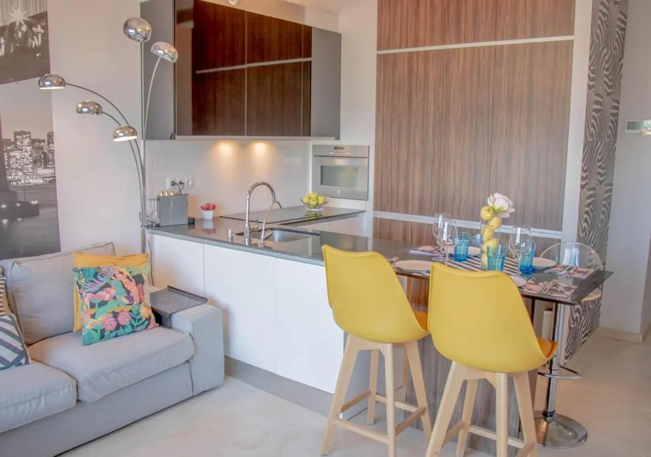 Boutique Tokio Apartment Garrucha