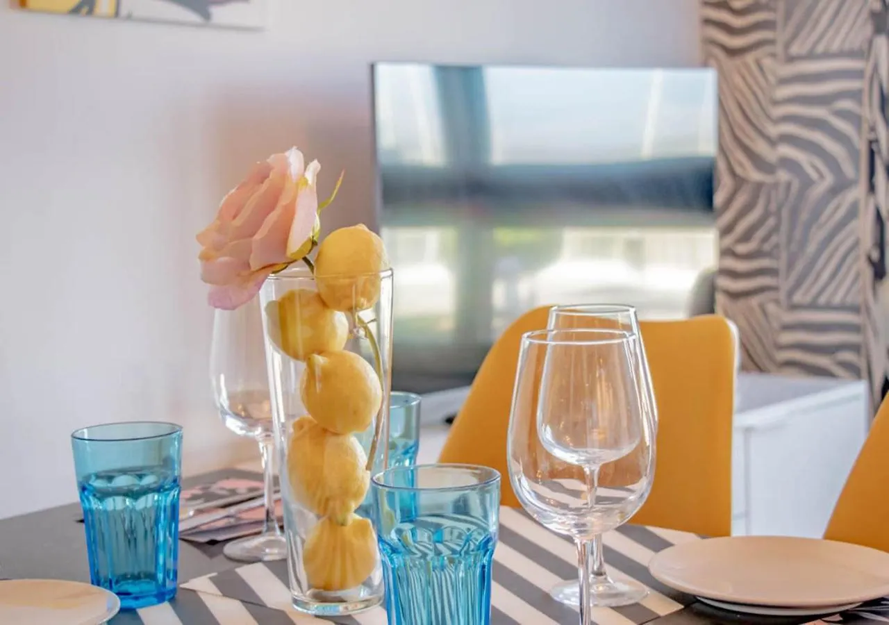 Boutique Tokio Apartment Garrucha