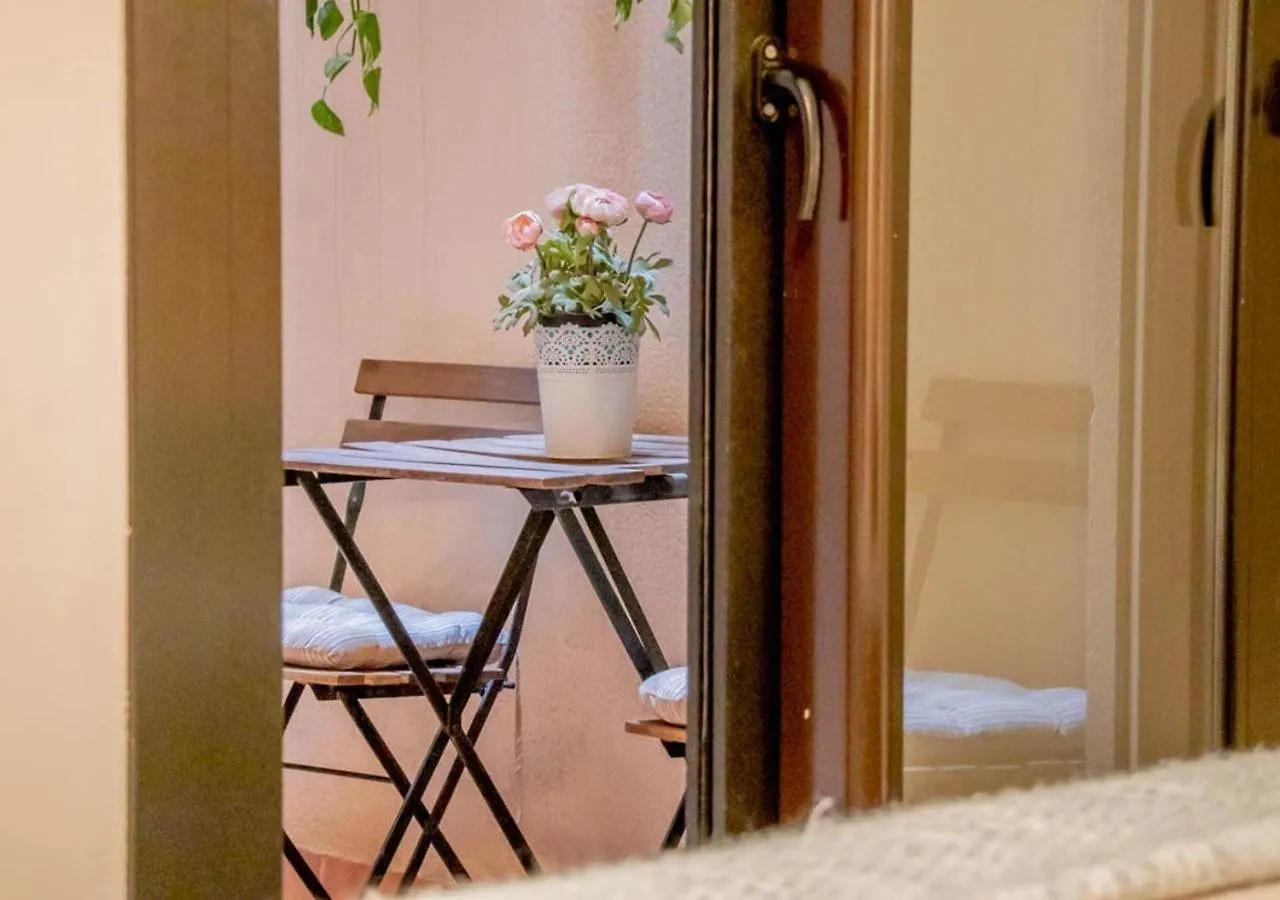 Boutique Tokio Apartment Garrucha 0*,